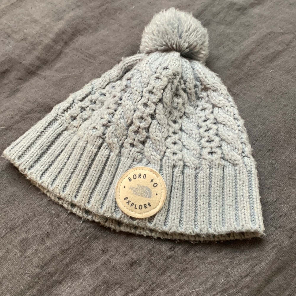 North face infant hat
